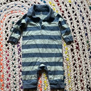 🍼🐣infant / baby 👶🏻🐯 BUNDLE

GAP Baby 6-12 Month Collared Henley Baby Romper